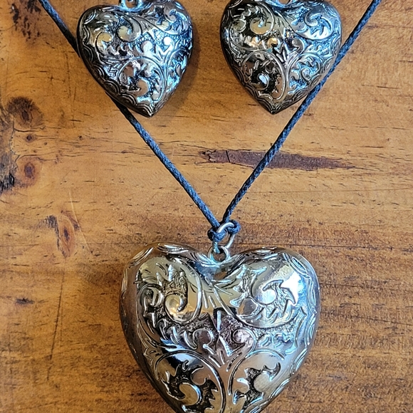 Little Black Dress Necklace & Earrings - Picture 1 of 5